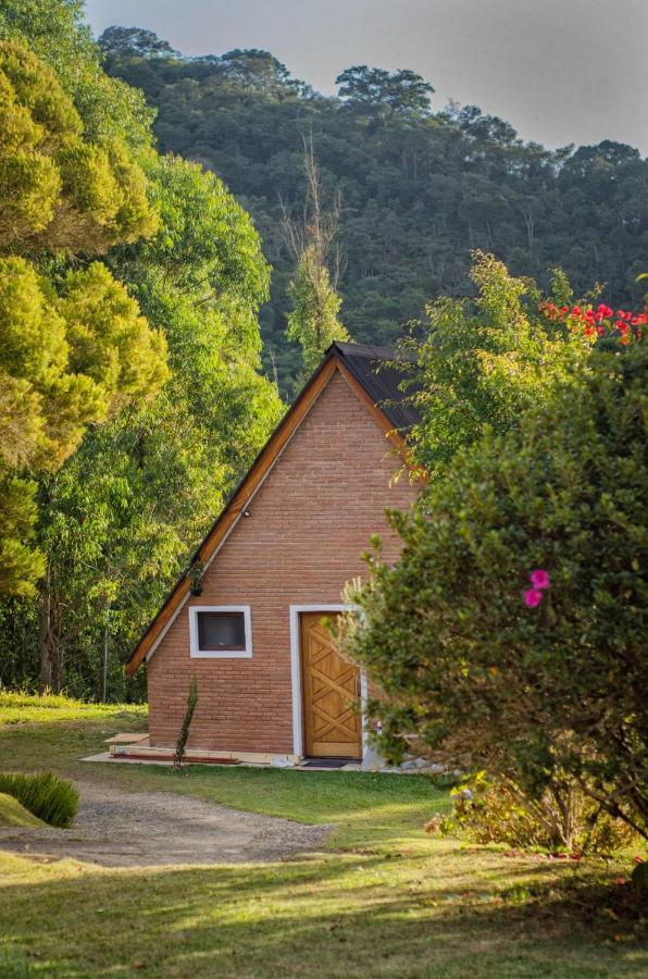 Pousada Casa Da Colina Santo Antônio do Pinhal Esterno foto