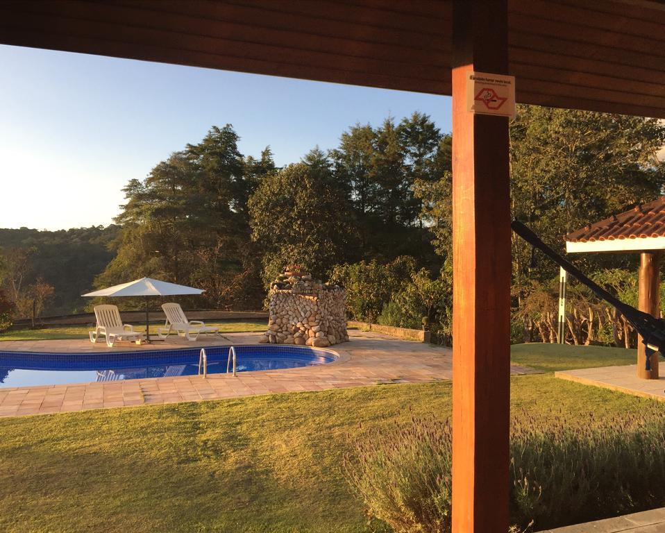 Pousada Casa Da Colina Santo Antônio do Pinhal Esterno foto